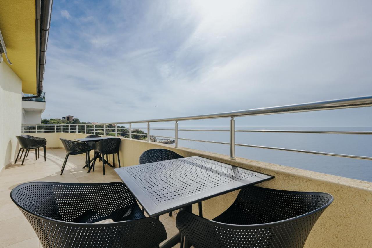 Montecasa Seaview Apartment